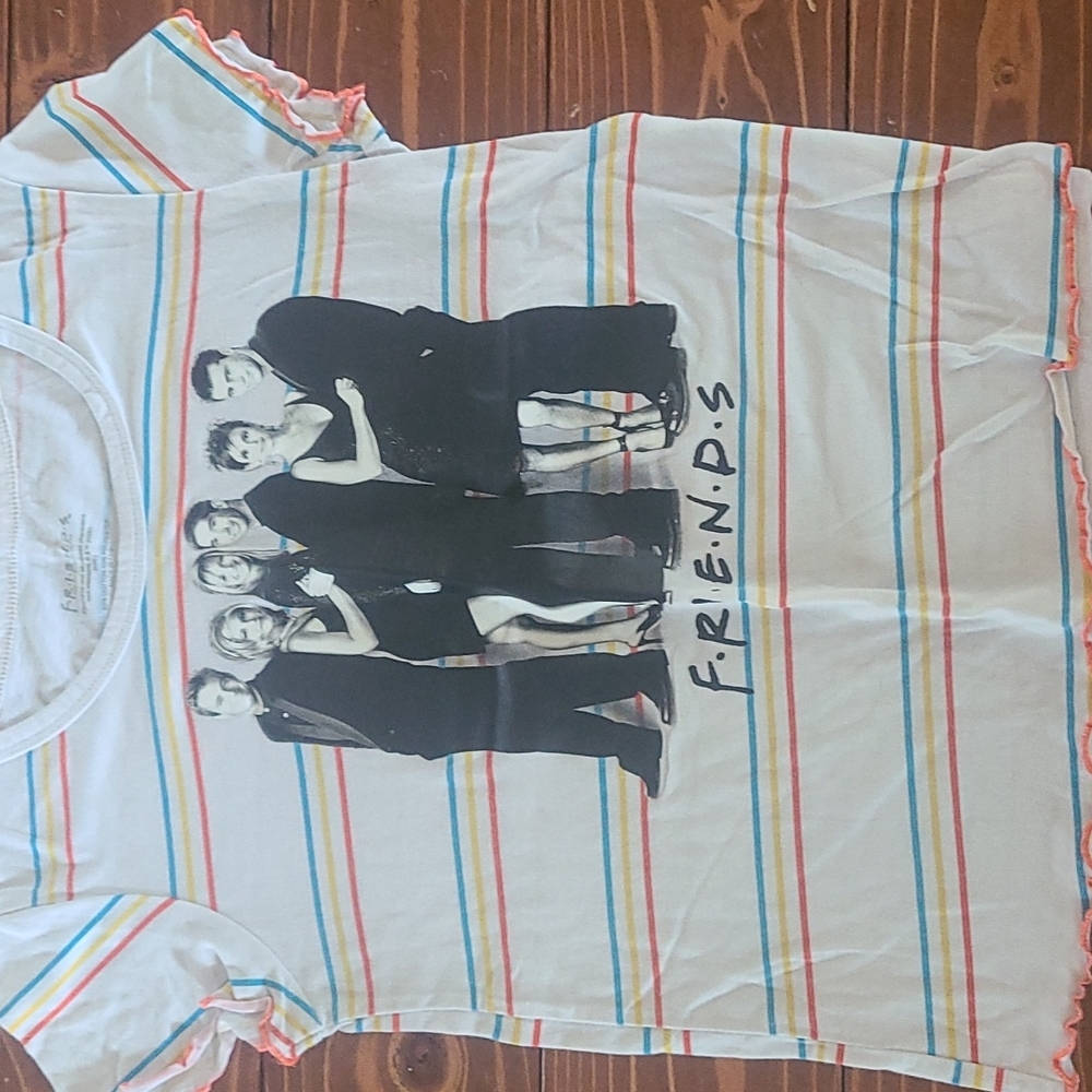 2 friends tshirts